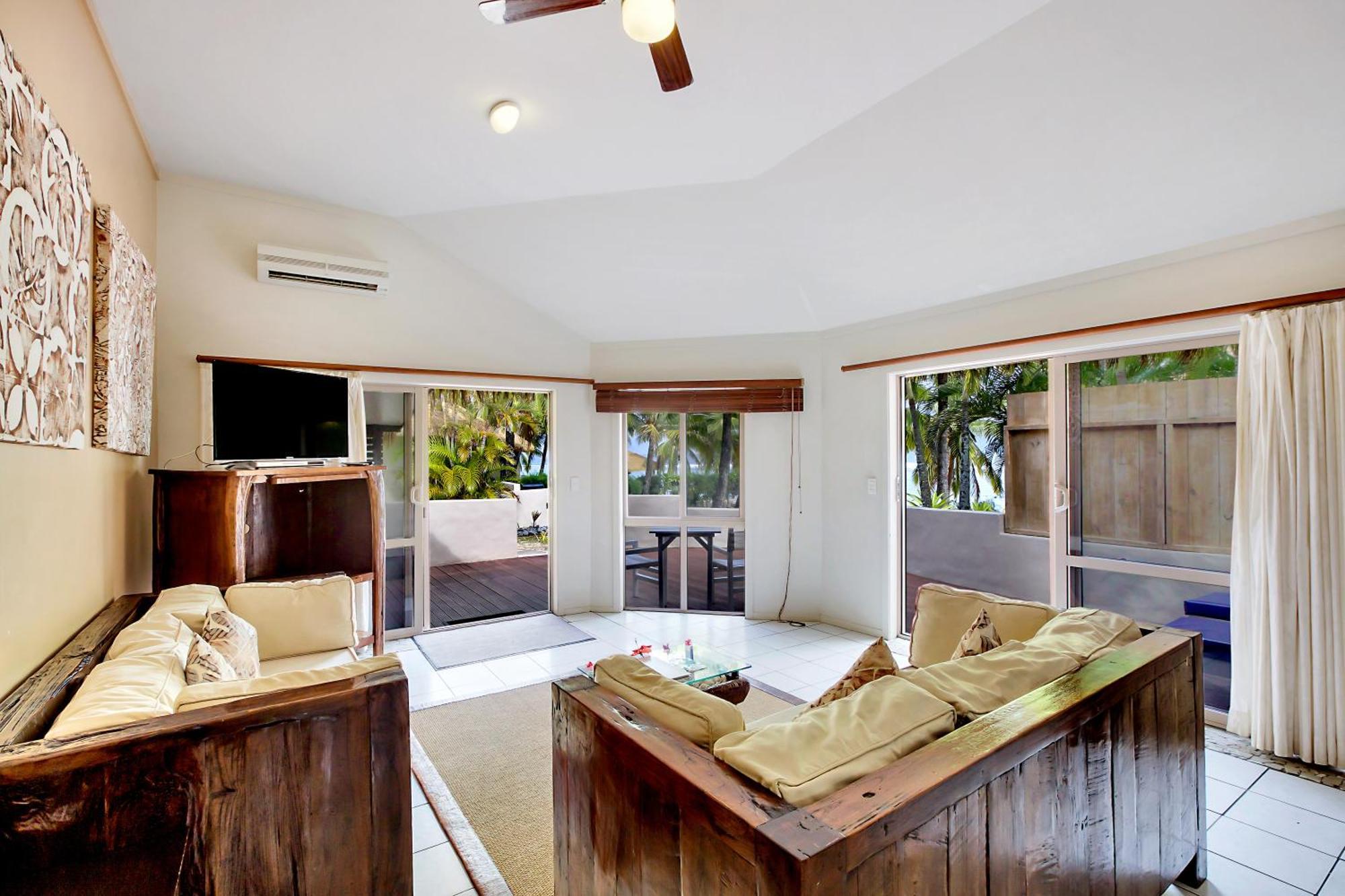 Crown Beach Resort & Spa (Adults Only) Rarotonga Exterior foto